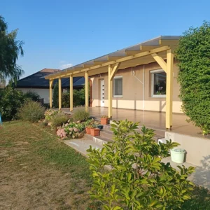 Fedett terasz - mediterrán