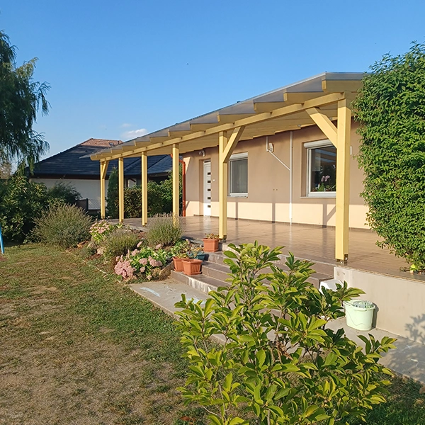 Fedett terasz - mediterrán