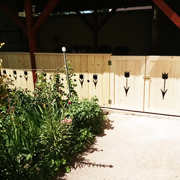 Tulipános teraszkorlát-3