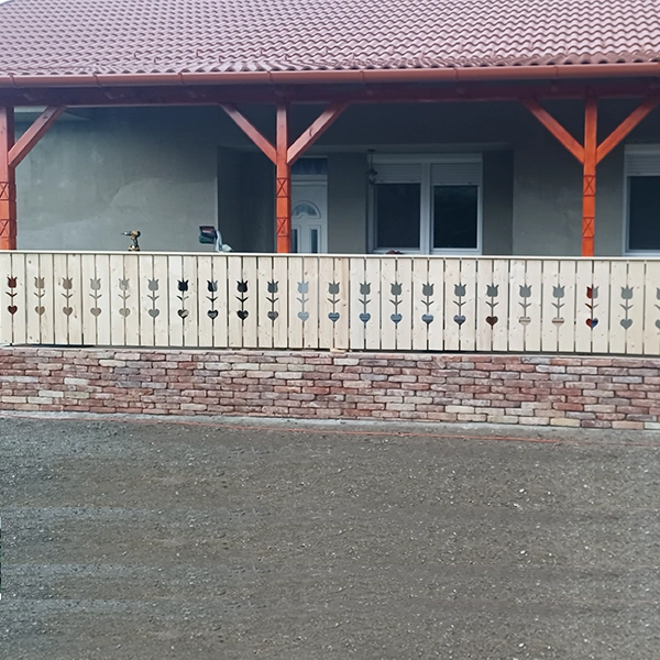 Tulipános teraszkorlát-1